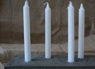 DIY concrete candleholder feature