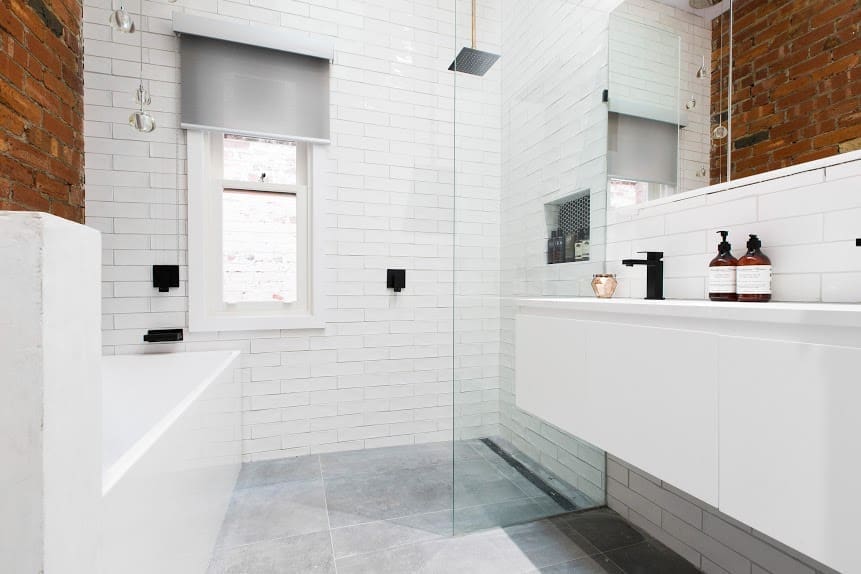 Black and white bathroom