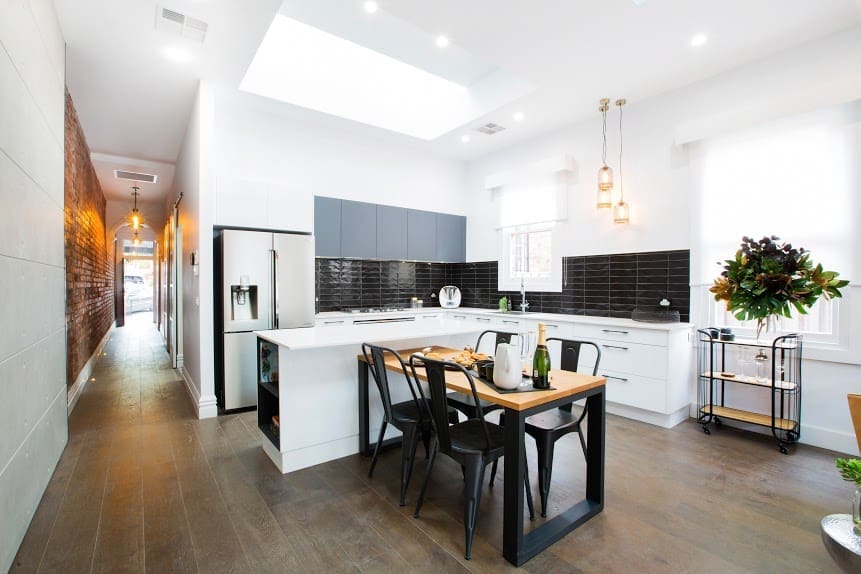 Open plan kitchen and dining