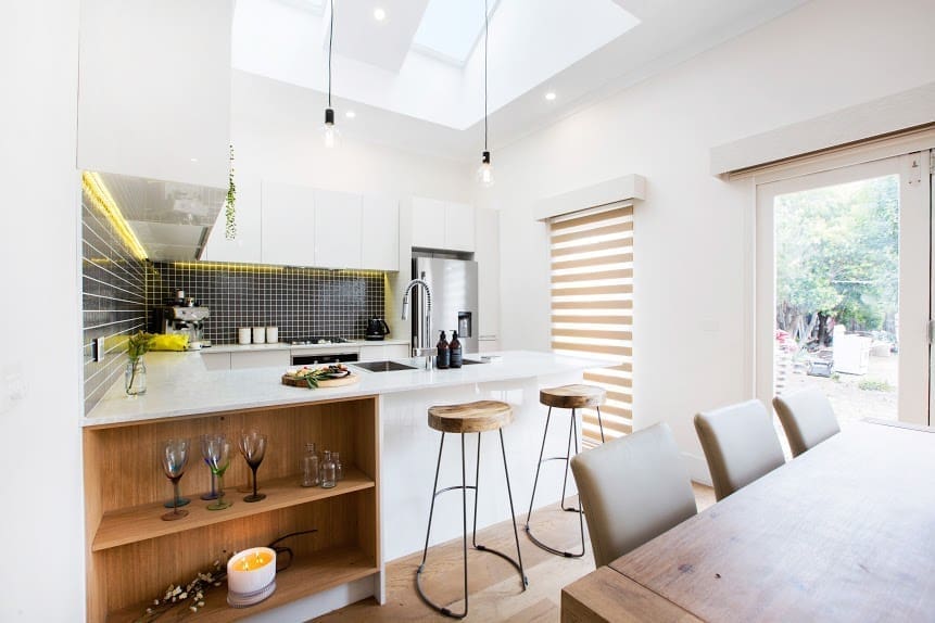 U shaped kitchen
