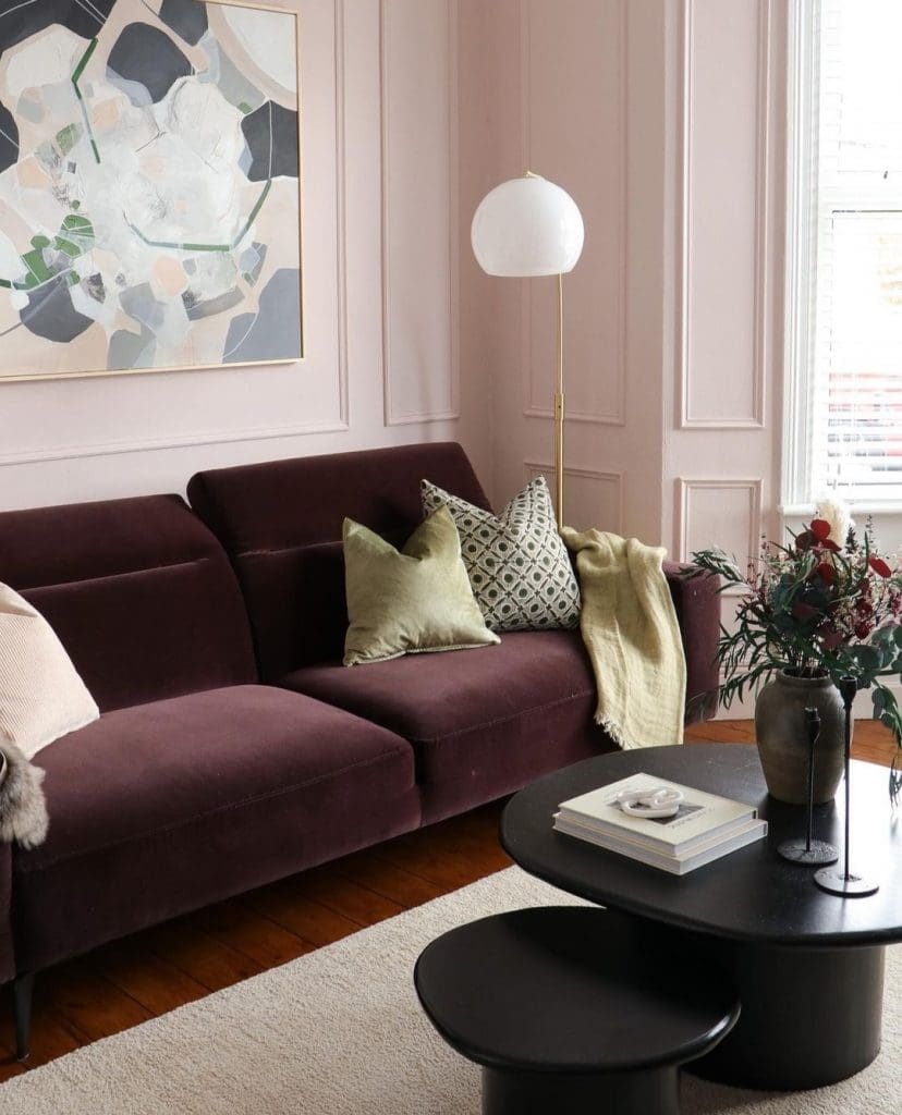 pink living room inspo