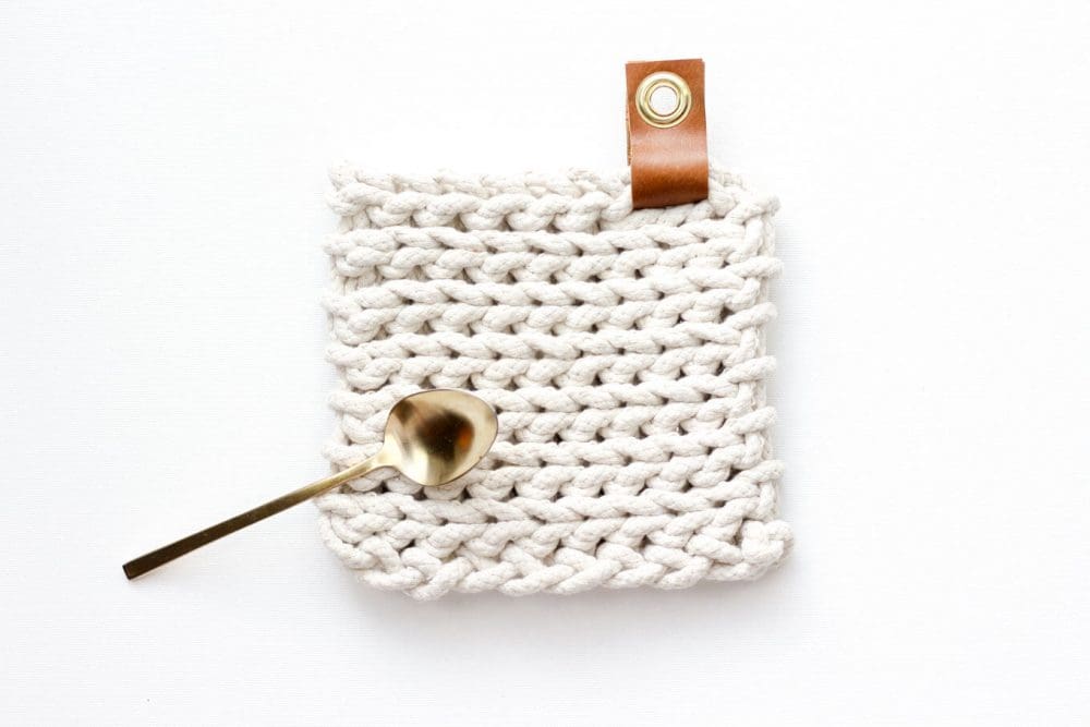 Completed rope trivet