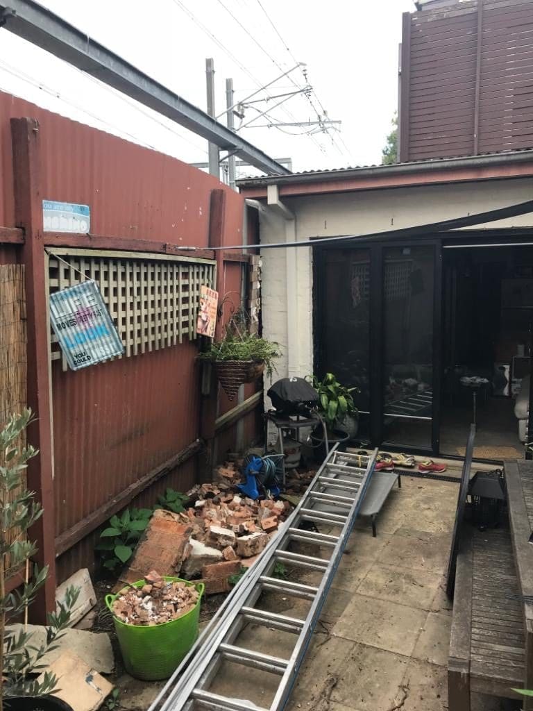 Courtyard into house before