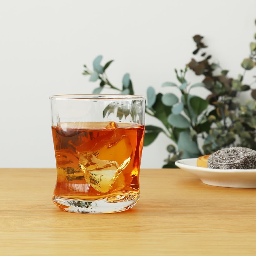 Fluid glass tumble _ Made in Japan