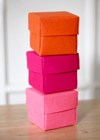 Felt trinket box DIY project