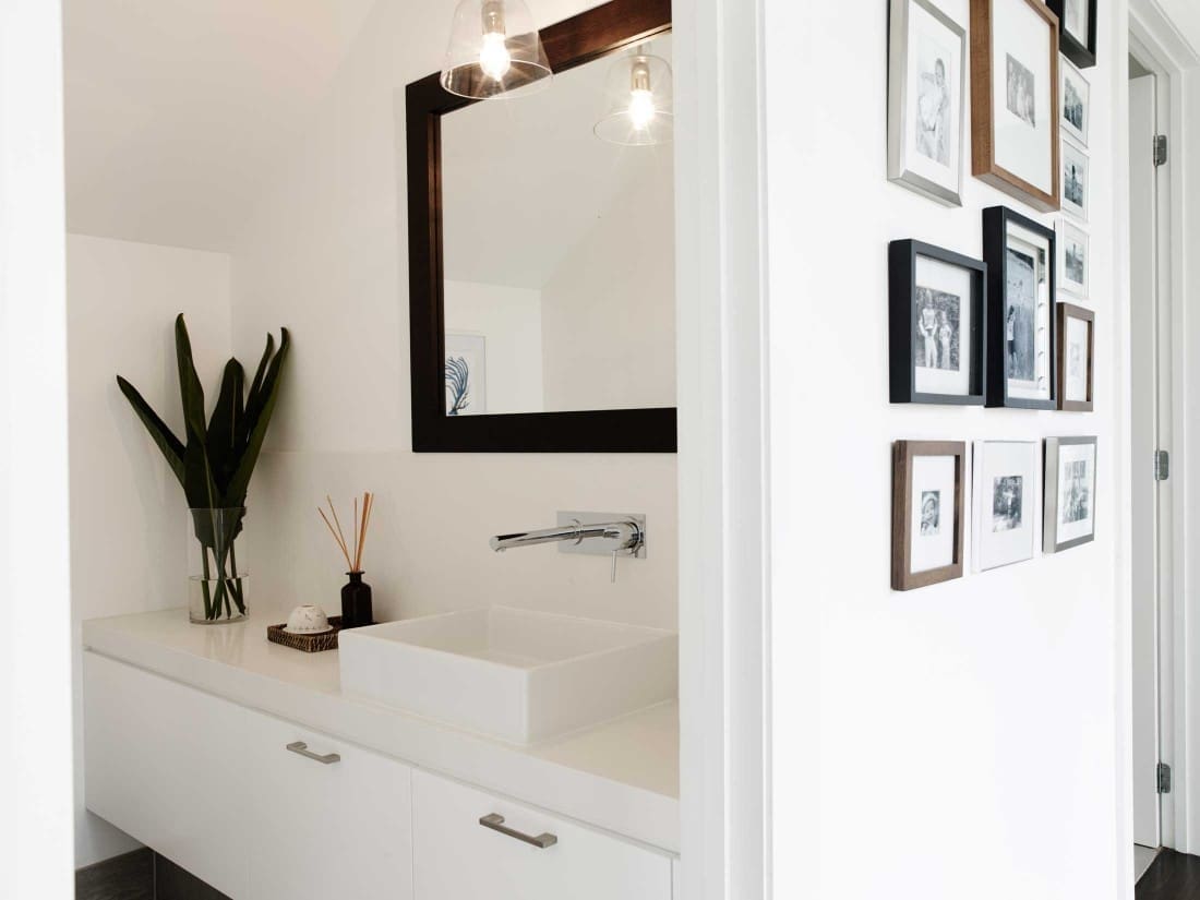 Coastal Hamptons home bathroom details