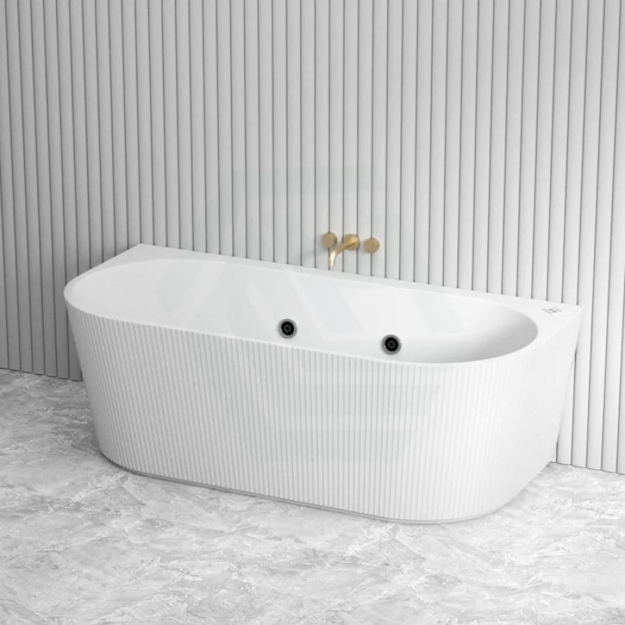 Fluted spa bath