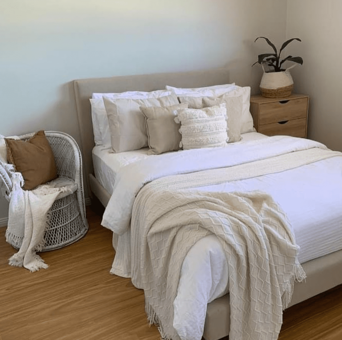 Bed head makeover using Kmart table cloth