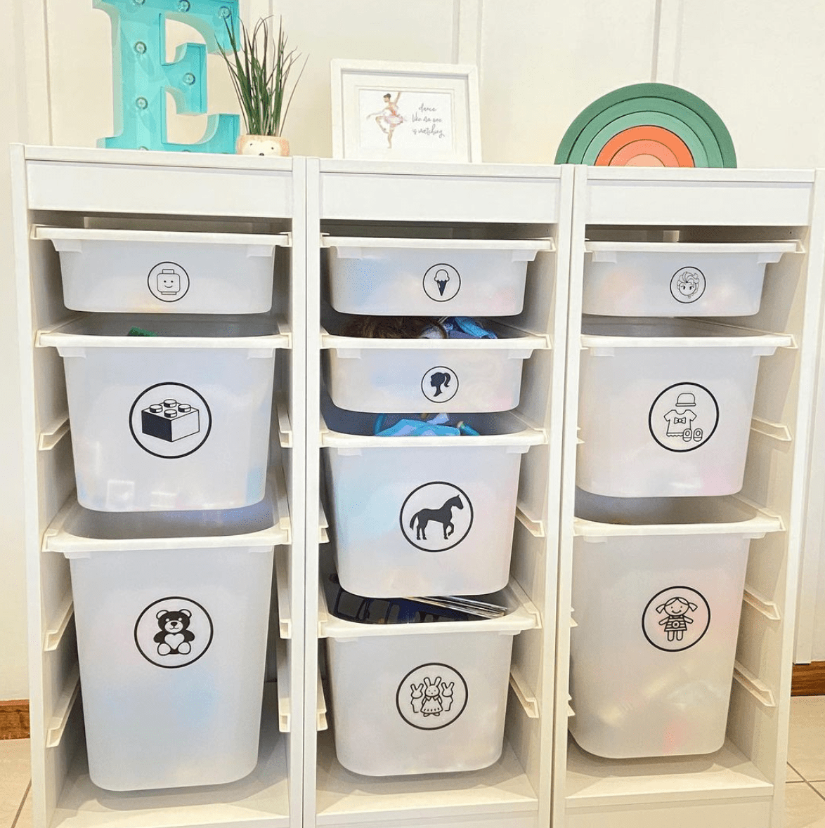 Picture labels for kids toys