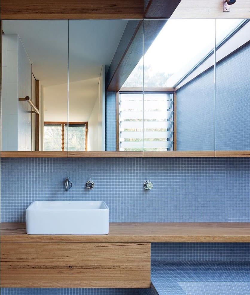 Square_LawsonAL_Blue bathroom tiles