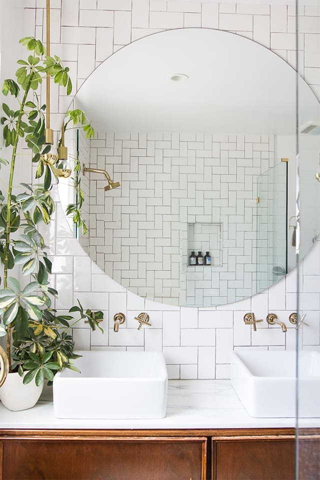 Oversize round bathroom mirror