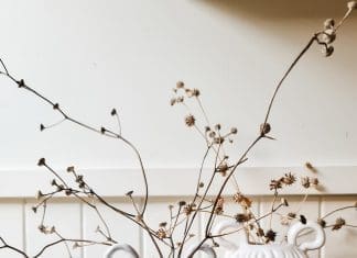 The Seasonal Ceramicist_shaggy vases with dried foliage