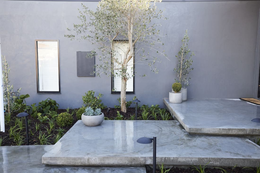 Extra large concrete steps