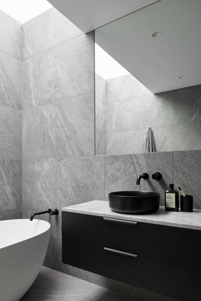 Dot+PopAlbertParkHometour_ terrace house renovation _bathroom
