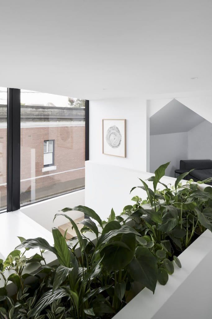 Dot+PopAlbertParkHometour_ terrace house renovation _void