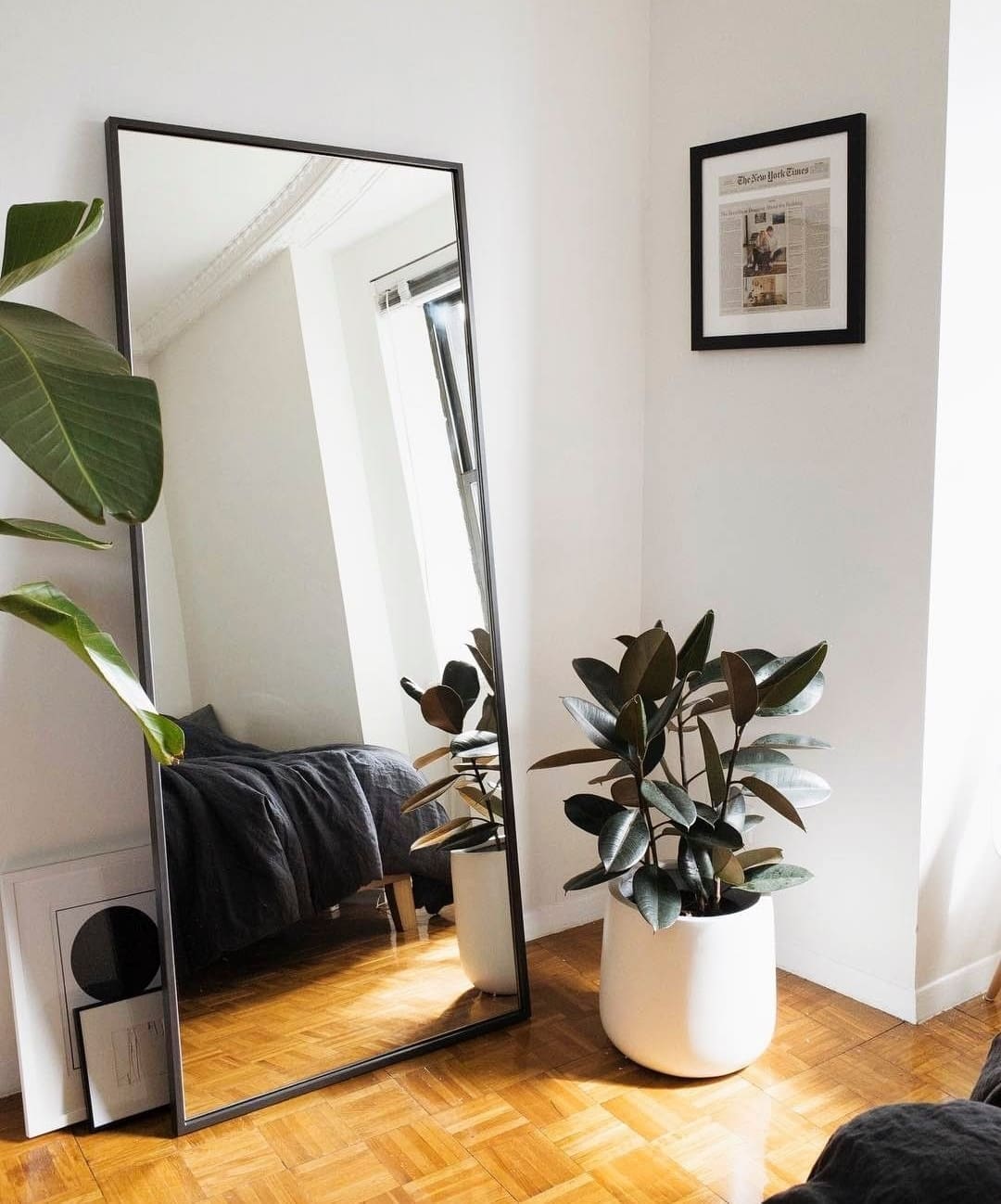 Mirror styling _ styling an empty corner