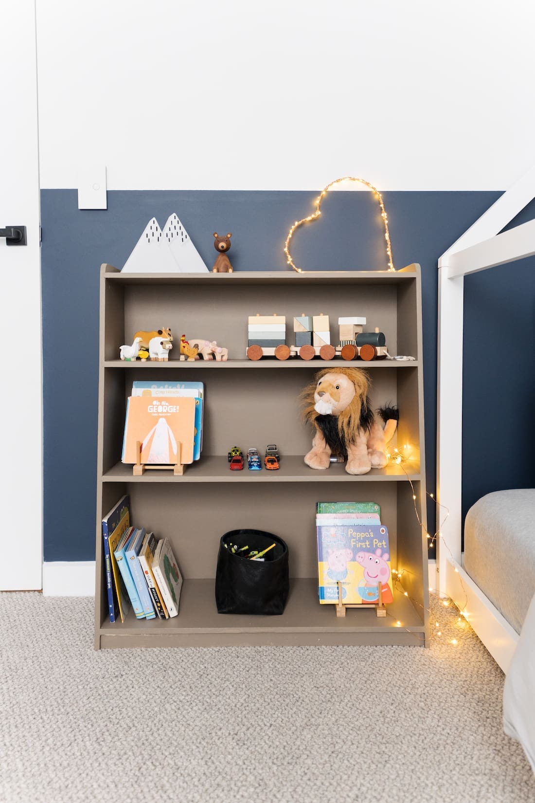 Display kids toys