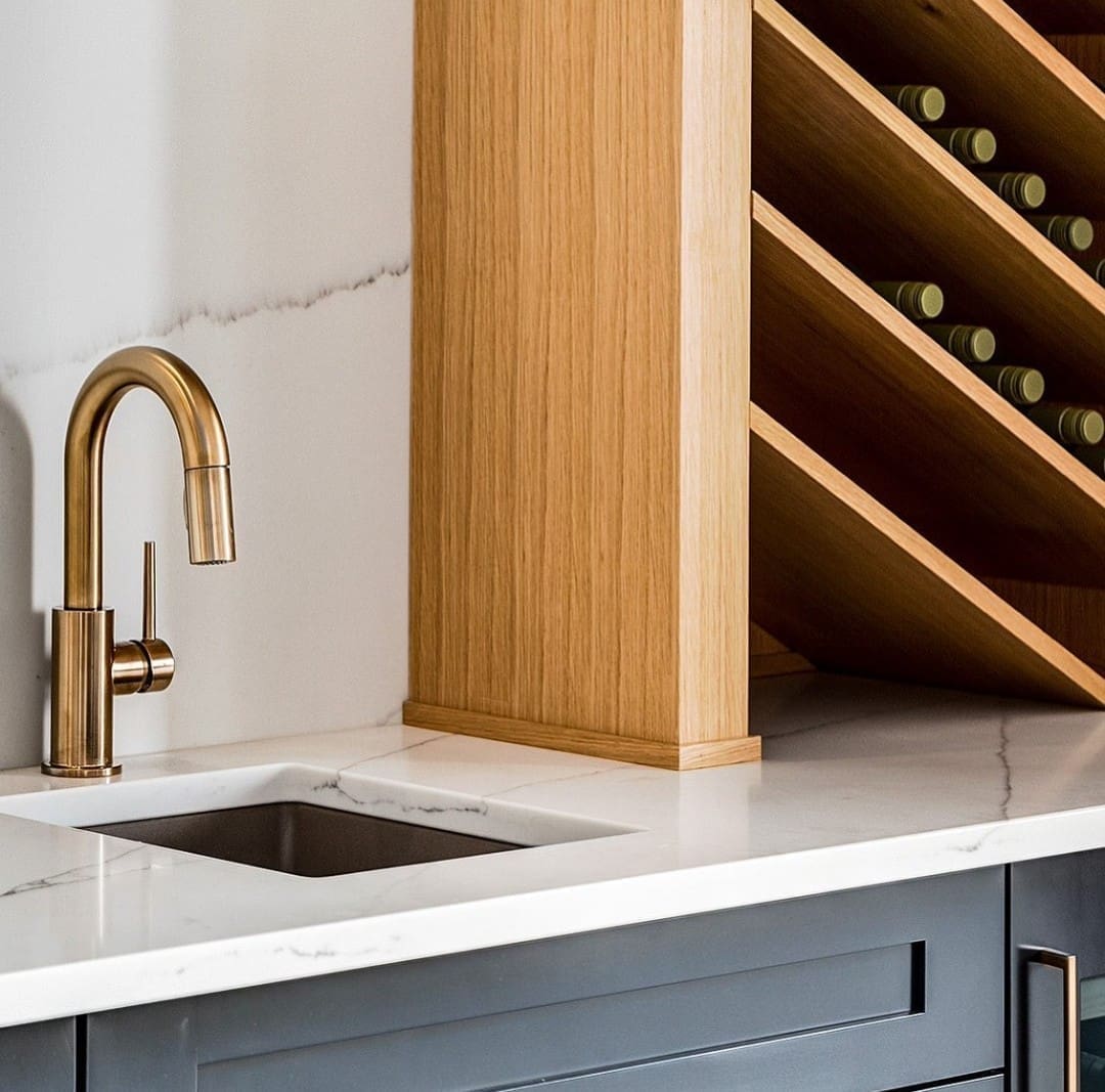 Bar area with wine storage