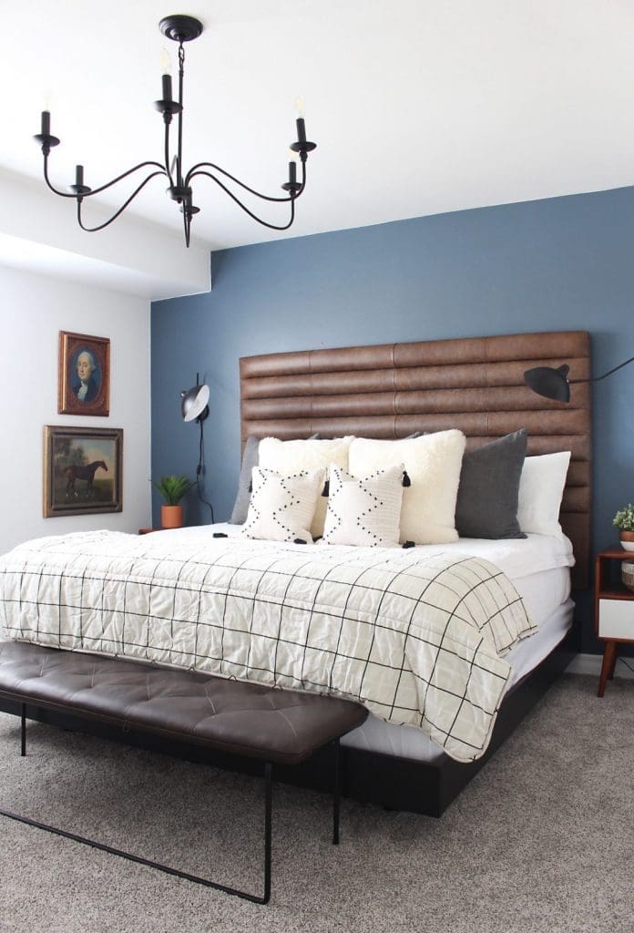 Presidential style mature teen boy room