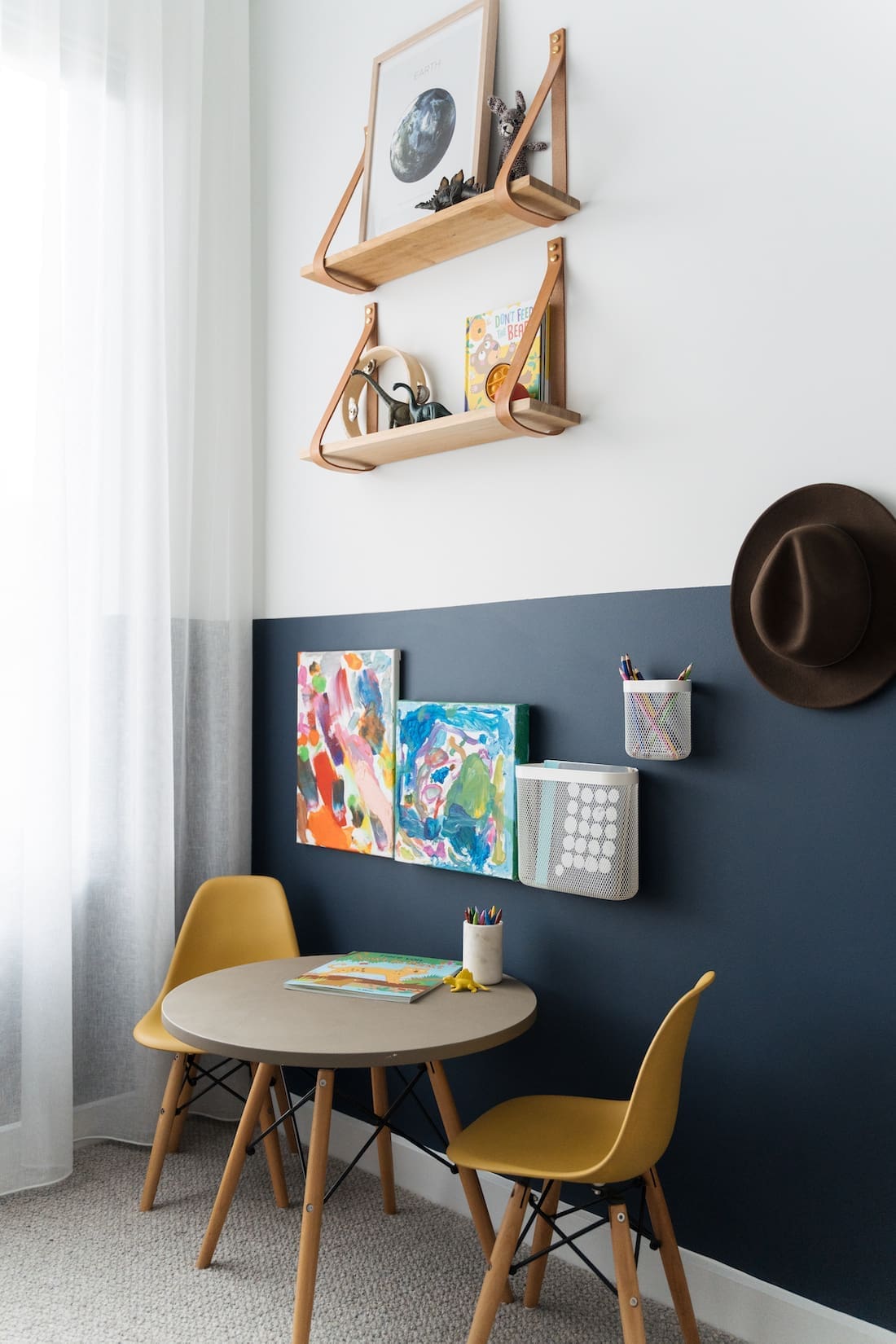 boys bedroom craft corner