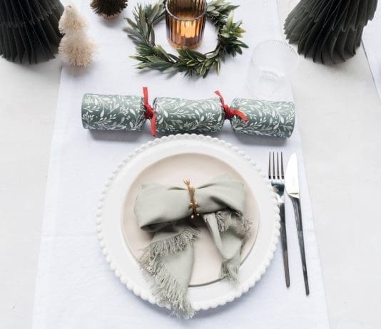 Christmas bow folding idea