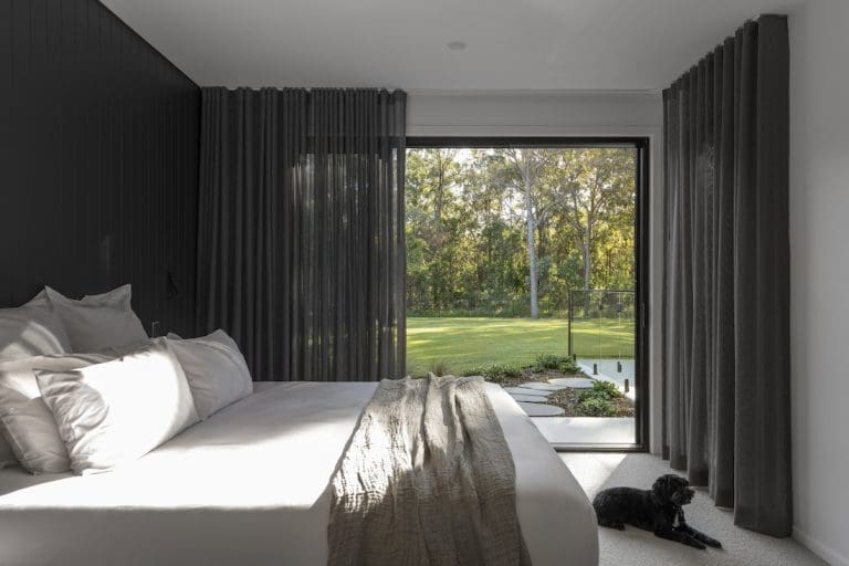 black bedroom design