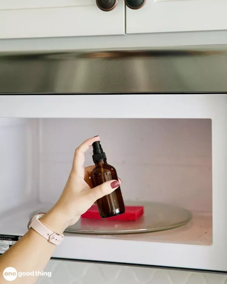 microwave cleaning hack