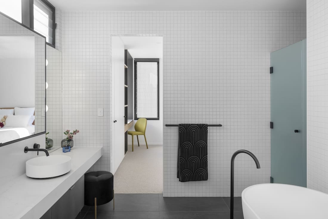 square tile bathroom wall