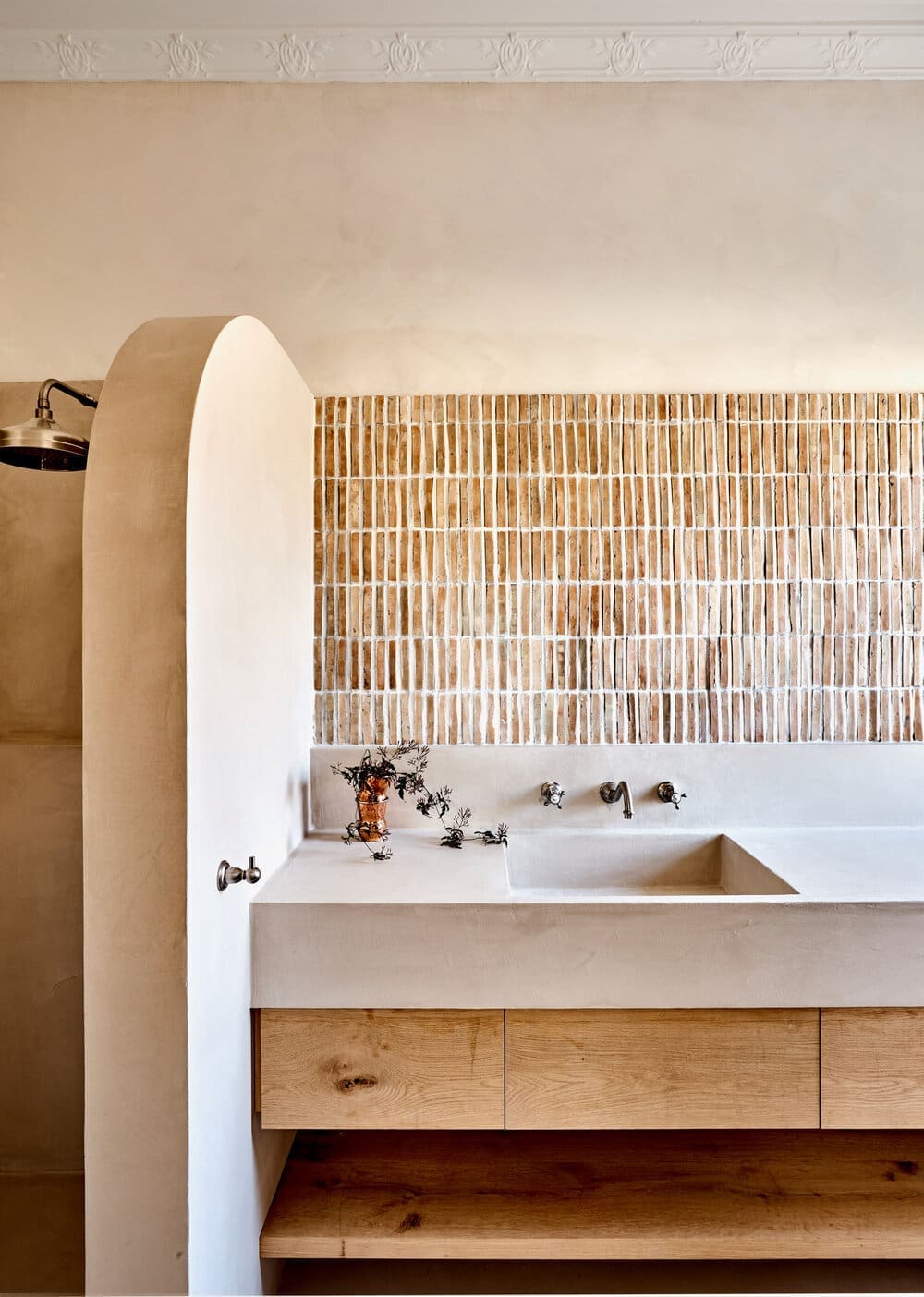 terracotta splashback inspo