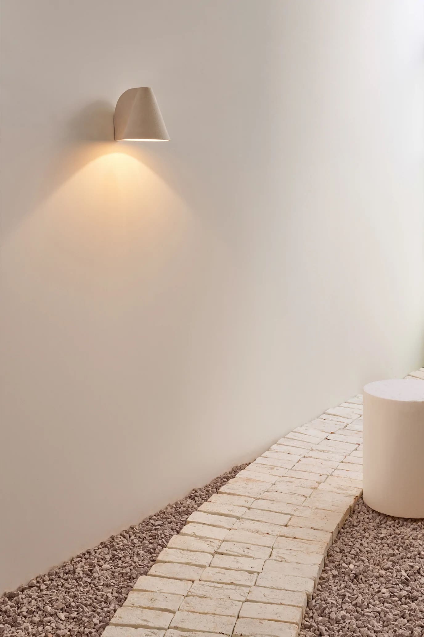 Minimalist lighting