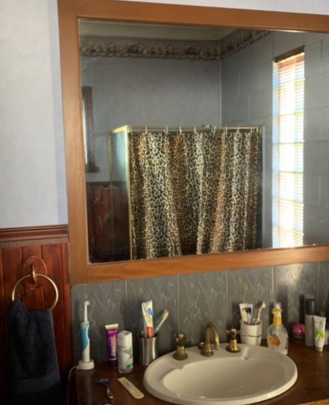Bathroom before the renovation