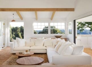 Living room opening out to outdoor area at Rocklee House