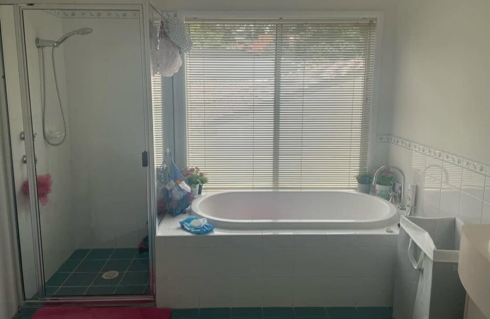 Bathroom before the renovation