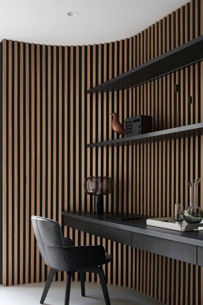 Timber batten curved wall in study of Bluestone Sanctuary by The Stylesmiths