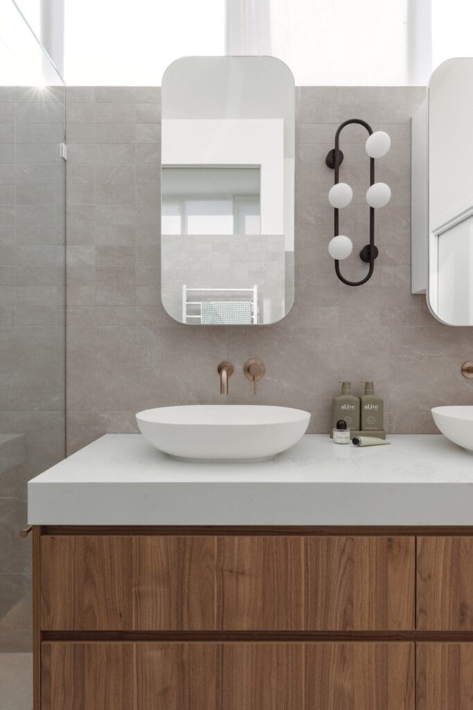 Elegant bathroom basin