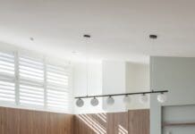 Rounded stone on kitchen island