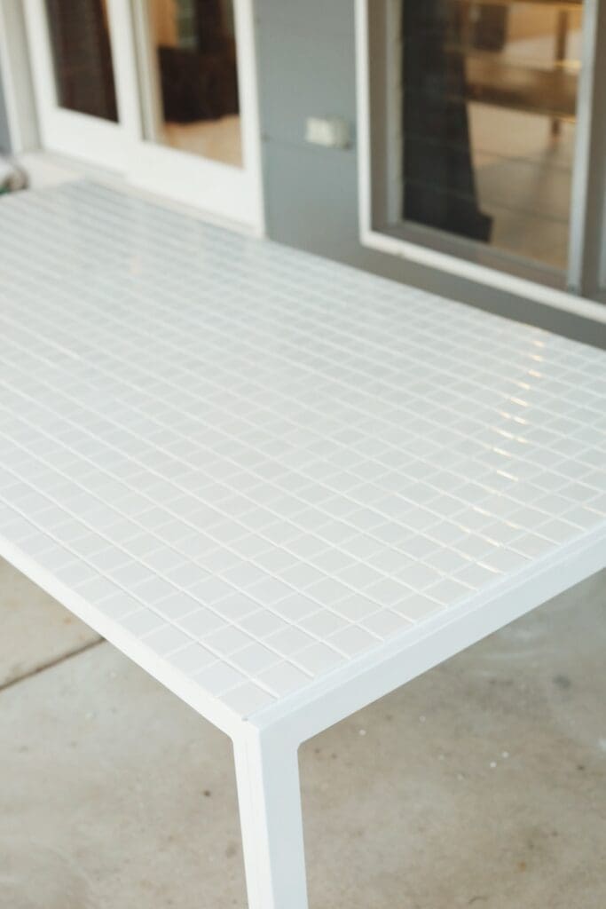 White grid tile table
