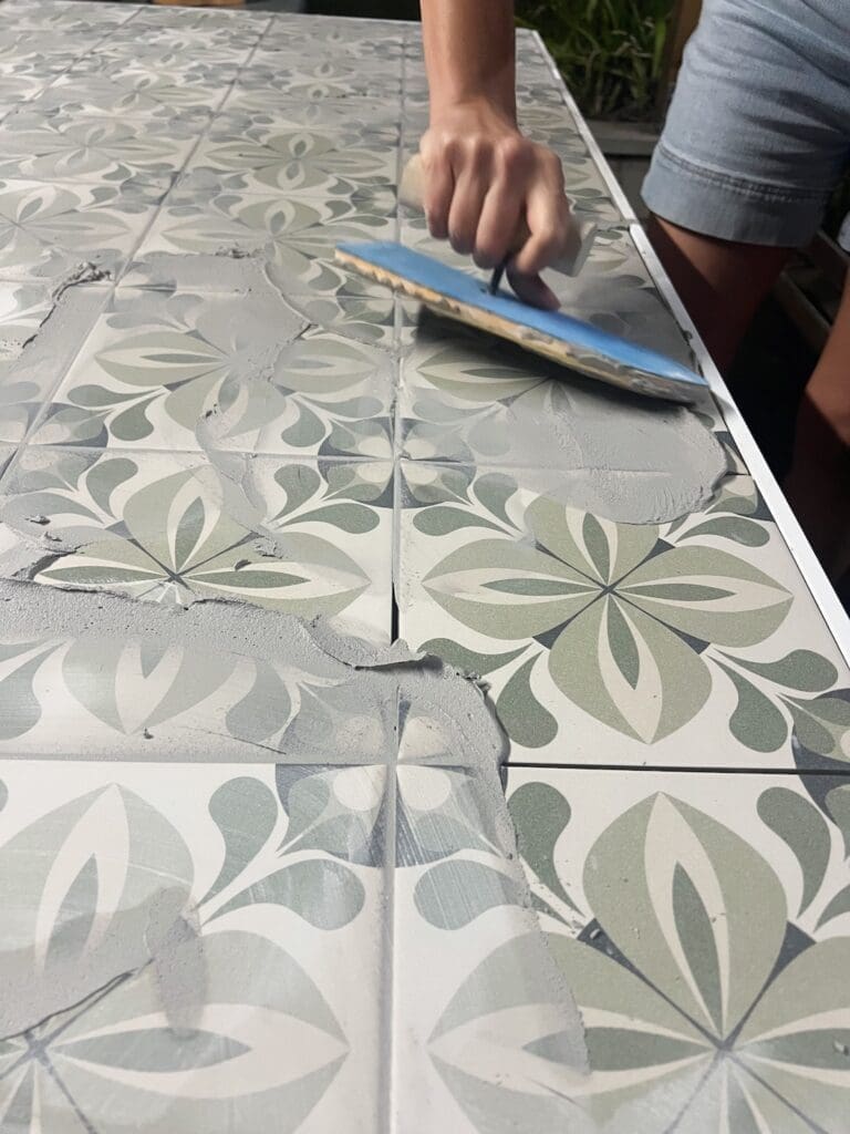 Grout table
