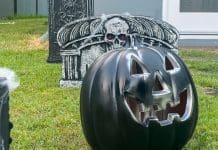 Kmart hack Halloween pumpkin